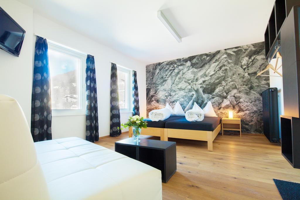 Ilanz/Glion Hotel Raetia מראה חיצוני תמונה