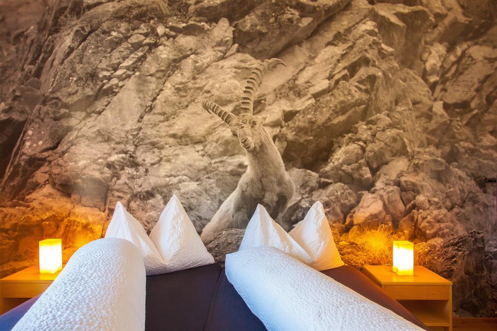Ilanz/Glion Hotel Raetia מראה חיצוני תמונה