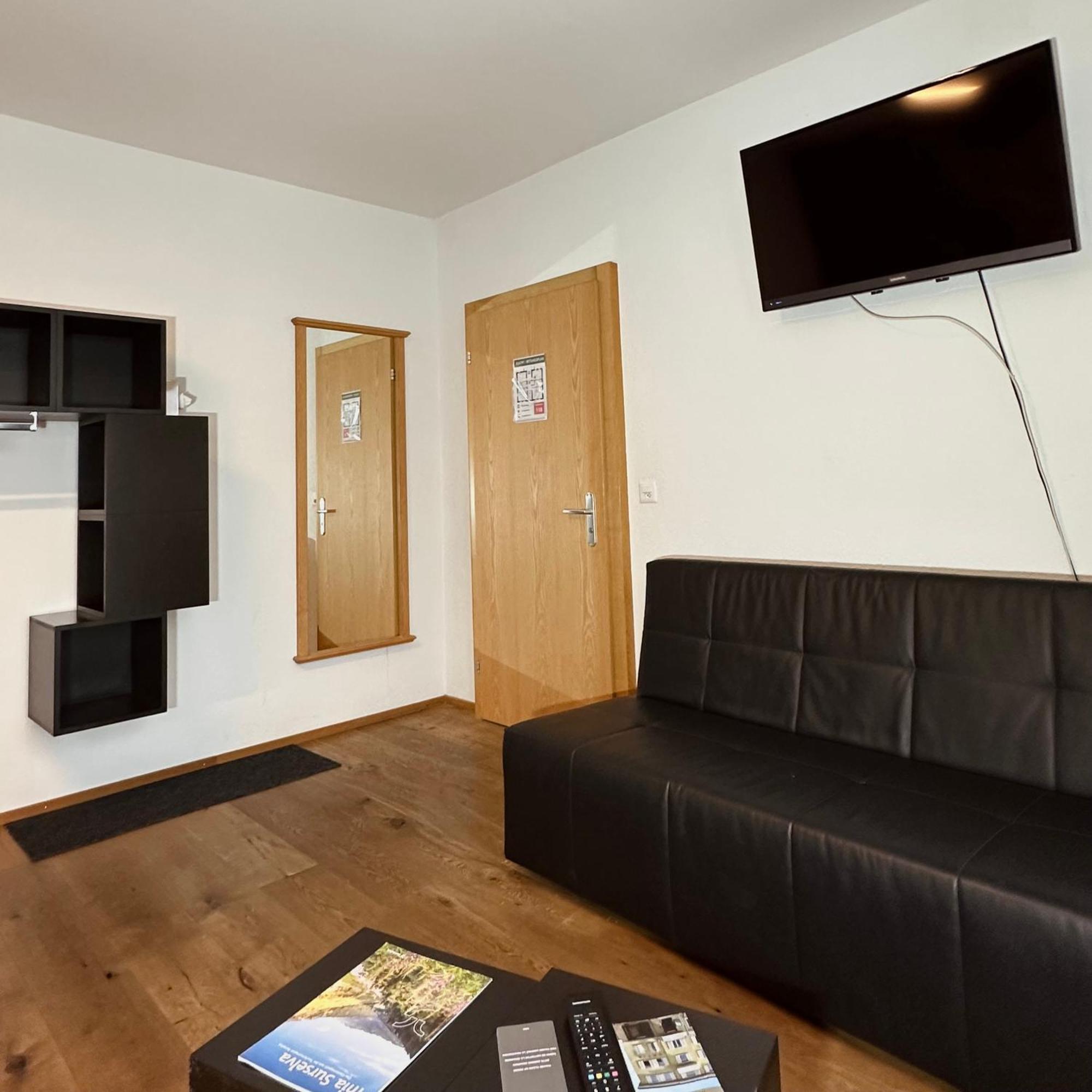 Ilanz/Glion Hotel Raetia מראה חיצוני תמונה