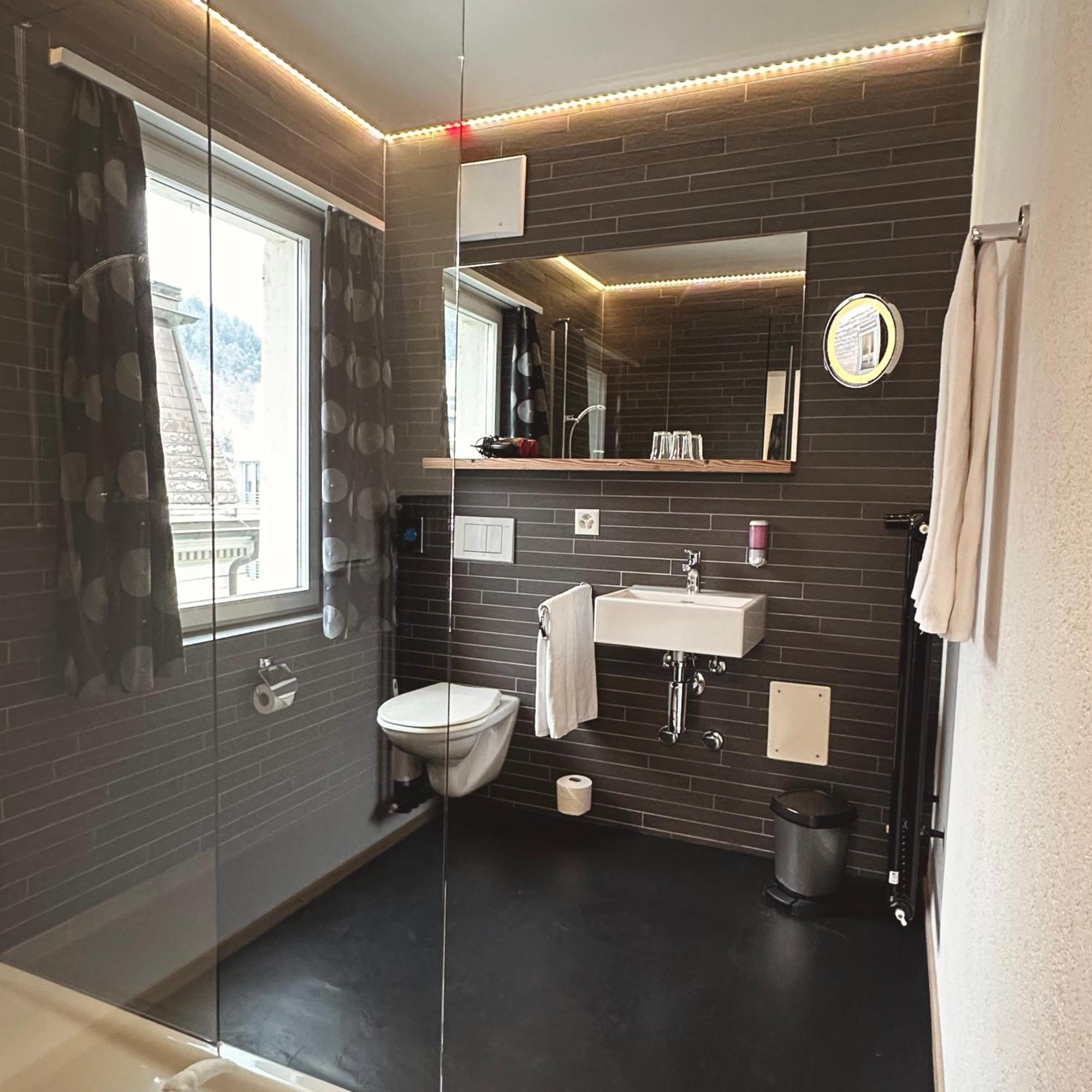 Ilanz/Glion Hotel Raetia מראה חיצוני תמונה